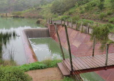 Vertedero-de-seguridad-Embalse-Tricao-(1)